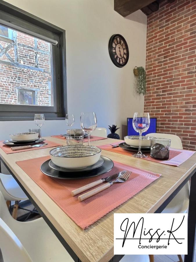 "La Fenetre Sur Le Marche" De Miss.K Conciergerie Apartment Chatillon-sur-Chalaronne Luaran gambar