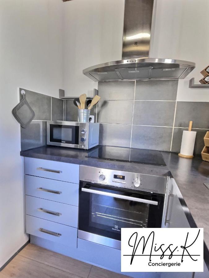 "La Fenetre Sur Le Marche" De Miss.K Conciergerie Apartment Chatillon-sur-Chalaronne Luaran gambar