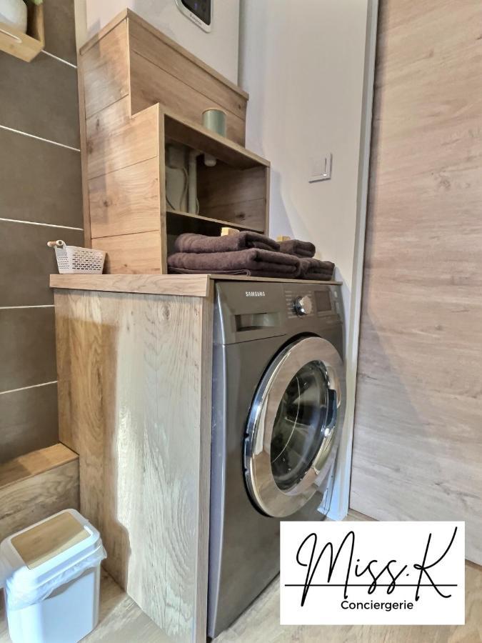 "La Fenetre Sur Le Marche" De Miss.K Conciergerie Apartment Chatillon-sur-Chalaronne Luaran gambar