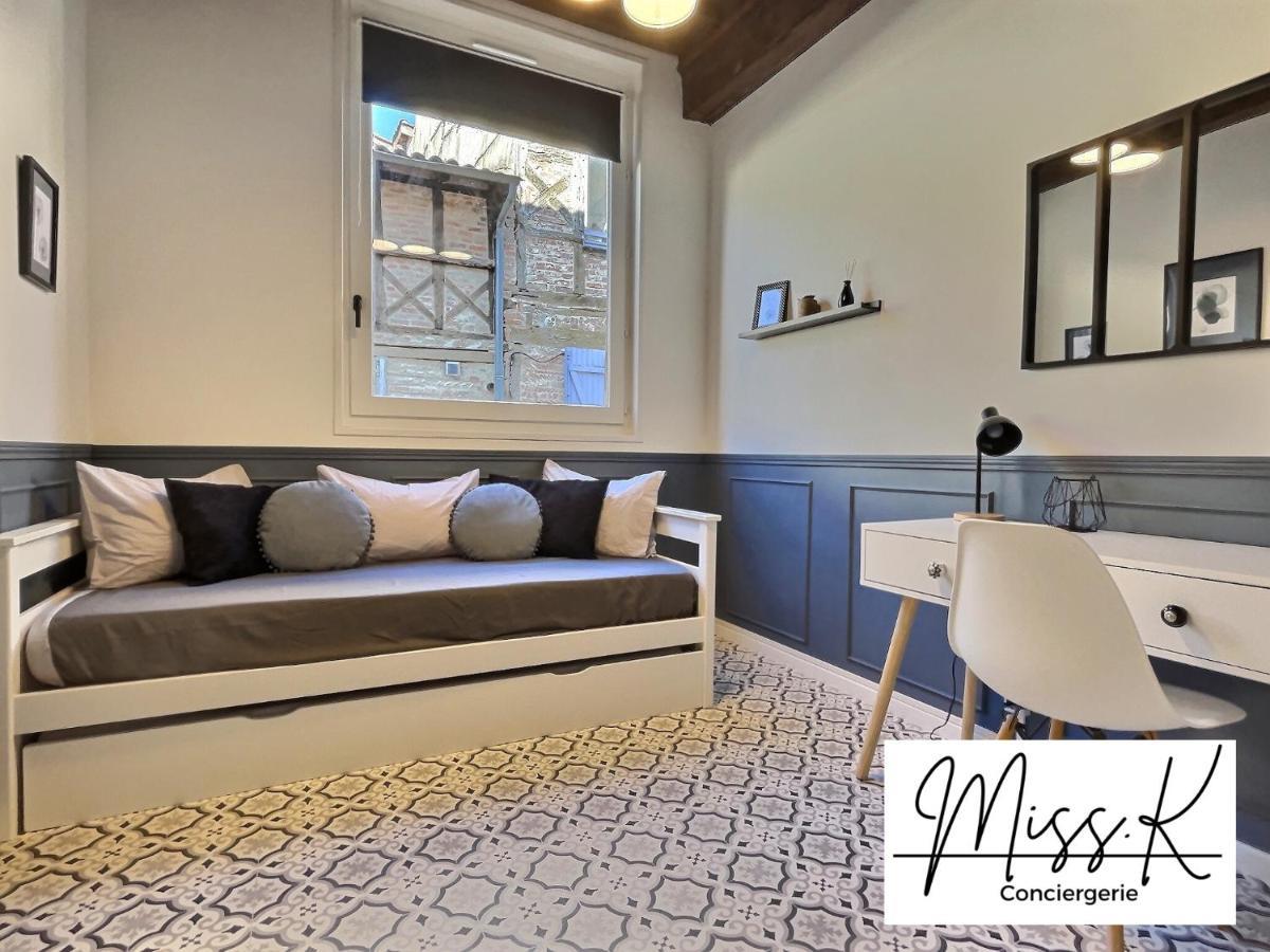 "La Fenetre Sur Le Marche" De Miss.K Conciergerie Apartment Chatillon-sur-Chalaronne Luaran gambar